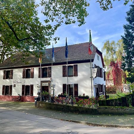 Hotel Altes Faehrhaus Duisburg Bagian luar foto