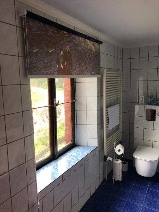 Hotel Altes Fahrhaus Duisburg Bagian luar foto